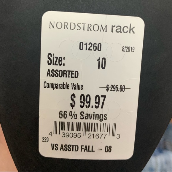 NWT- VIA SPIGA SIZE 10 - Picture 4 of 4